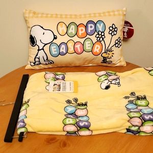Snoopy Easter pillow and blanket set